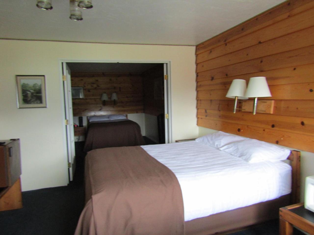 Captain'S Choice Motel Haines Ruang foto